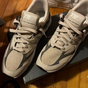 Size 10.5 Men’s New Balance